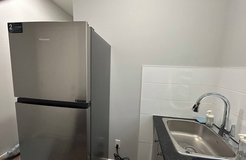 Southeast Edmonton House | Quaint 1-bedroom house in Edmonton