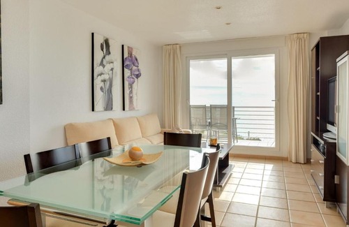 Vinaros Apartment | Quaint Apartment close to the Seabeach