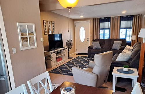 North Edwards House | QUAINT B&B LOCATED IN KERN COUNTY