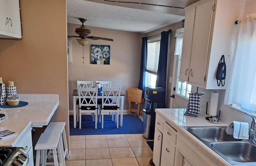 North Edwards House | QUAINT B&B LOCATED IN KERN COUNTY
