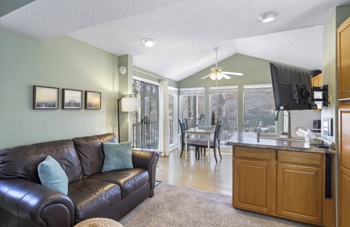 Sunrise Beach Cabin | Quaint Cabin-Hot Tub, Slip, Trailer Parking/Launch