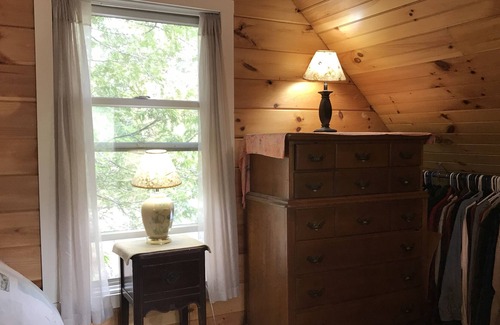 Lamoine Cabin | Quaint Cabin Retreat Near Acadia National Park in Lamoine