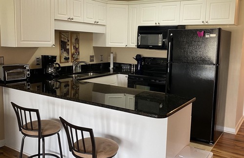 Surfside Beach Condo | Quaint condo-10 minutes from the beach!