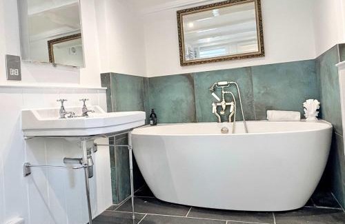 Mousehole House | Quaint Cosy Cottage Mousehole