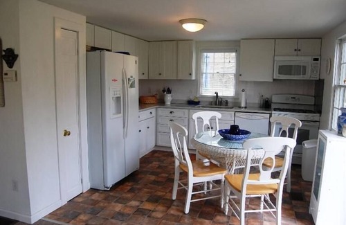 Orleans House | Quaint Cottage 4/10 Mile to Skaket Beach (1912)