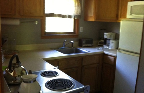 Fredericktown Cottage | Quaint Cottage ~ Close by the St. Francis River ~ Star Gazing is Spectacular ~