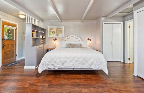 Caldwell Apartment | Quaint cottage near CofI & West Valley Medical