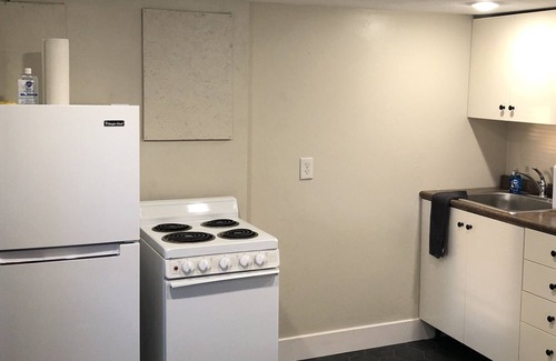 Franklin Plantation Apartment | Quaint getaway hidden on the hill!