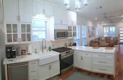 Houston Heights House | Quaint Heights Home