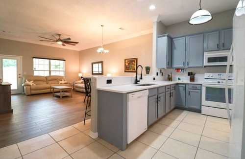 Niceville House | Quaint home close to the bay