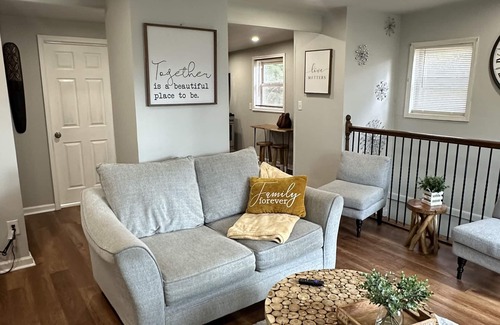 East Point House | Quaint home in a quiet neighborhood! Near airport!