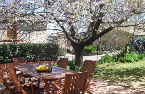 Palazzina House | Quaint house in Murlo with shared pool