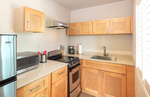 Long Key Hotel | Quaint Island Stay at the Lime Tree! 2 Units w/Private Balcony, Pool, Beach!
