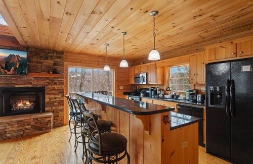 Elk Park Cabin | Quaint Log Cabin in Secluded Area