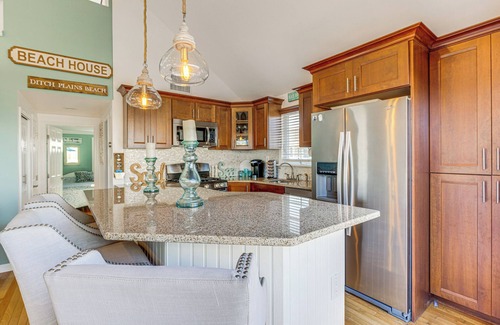 Montauk House | Quaint Montauk House w/Community Amenities!