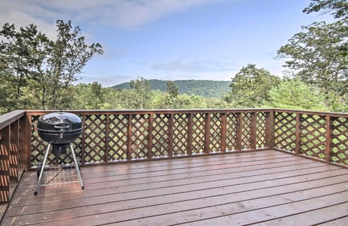 Mount Jackson House | Quaint Mt Jackson Cottage with Sweeping Views!