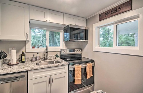 Mount Jackson House | Quaint Mt Jackson Cottage with Sweeping Views!