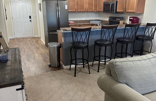 Lake Ozark Condo | Quaint, Quiet, Comfortable Condo in the Heart of Lake Ozark, Missouri