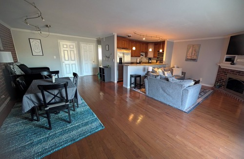 Lake Geneva Condo | Quaint, quiet condo minutes from Lake Geneva