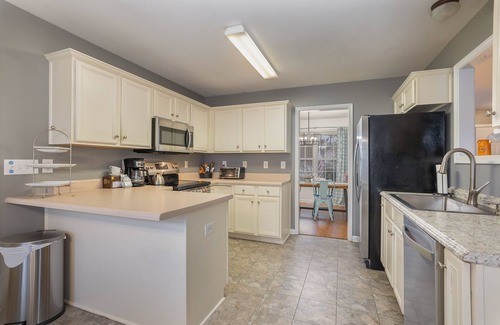 Wake Forest House | Quaint & quiet w/access to the Triangle, Pet Friendly