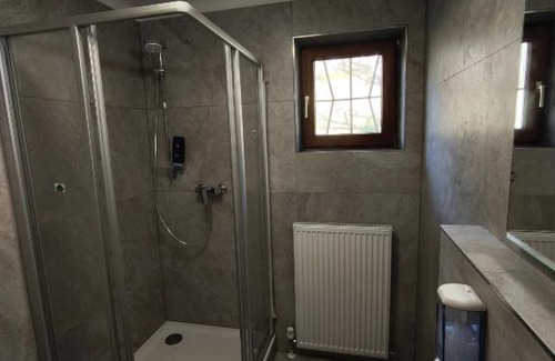Hoetting House | Quaint Room in Modern Flat