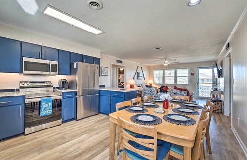 Topsail Beach Cottage | Quaint 'sand Dollar Sandbar' - Walk to Beach!