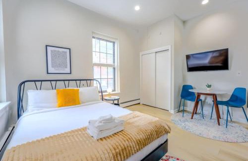 Prudential - St. Botolph Apartment | Quaint studio apartment Back Bay Area