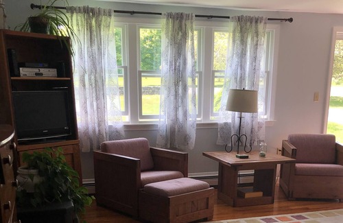 Little Compton House | Quaint Summer Home in Little Compton