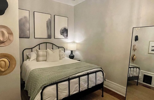 Speer House | Quaint Two Bed Denver Home w/ Outdoor Space