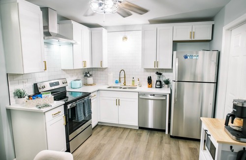 North Charleston House | Quality, Comfort and Convenience Redefined - Seasoned Hosts That Care
