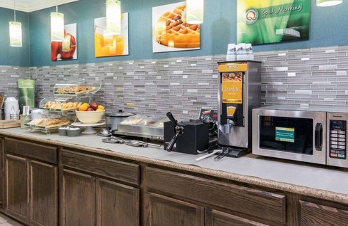 West Monroe Hotel | Quality Inn And Suites