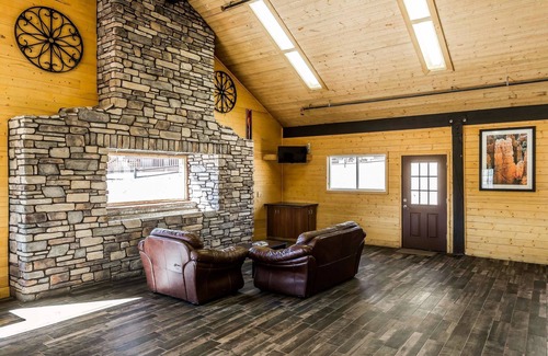Panguitch Hotel | Quality Inn Bryce Canyon
