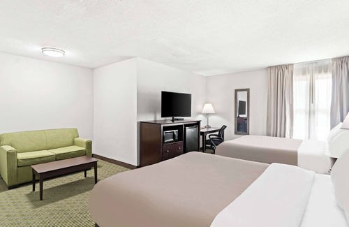 Dry Ridge Hotel | Quality Inn Dry Ridge