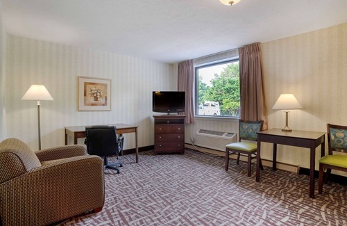 Fredericksburg Hotel | Quality Inn Fredericksburg near Historic Downtown