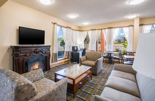 Fredericksburg Hotel | Quality Inn Fredericksburg, Central Park Area