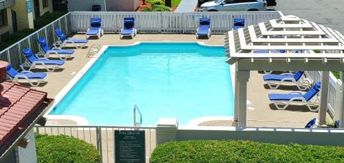 Hampton Hotel | Quality Inn Hampton - Newport News
