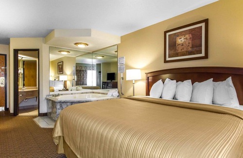 La Crosse Hotel | Quality Inn La Crosse North