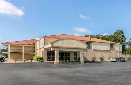 Manchester Hotel | Quality Inn Manchester near Arnold AFB