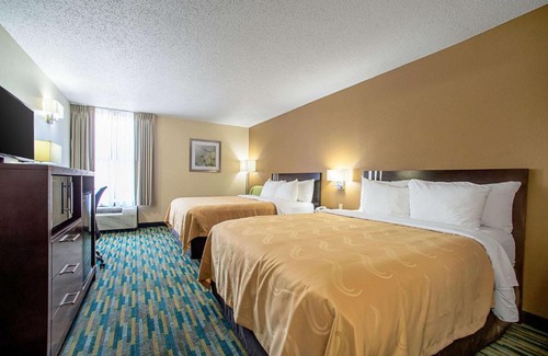 Pacific Hotel | Quality Inn Near Six Flags St. Louis
