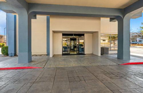 North Little Rock Hotel | Quality Inn & Suites North Little Rock