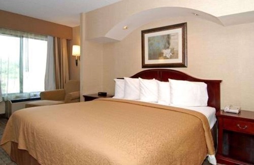 Trevose Hotel | Quality Inn & Suites Bensalem
