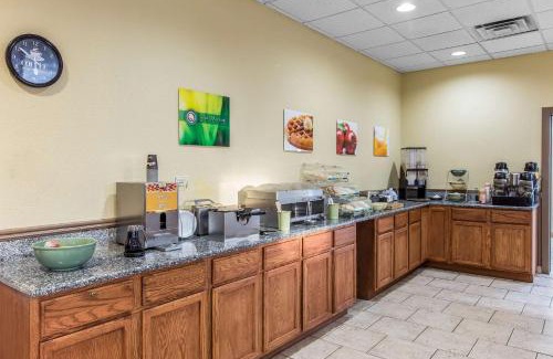Thomasville Hotel | Quality Inn & Suites Conference Center Thomasville