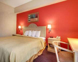 Hattiesburg Hotel | Quality Inn & Suites Hattiesburg North