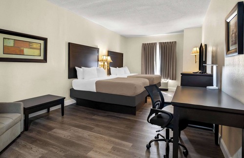Lafayette Hotel | Quality Inn & Suites Lafayette