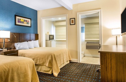 Middletown Hotel | Quality Inn & Suites Middletown - Newport