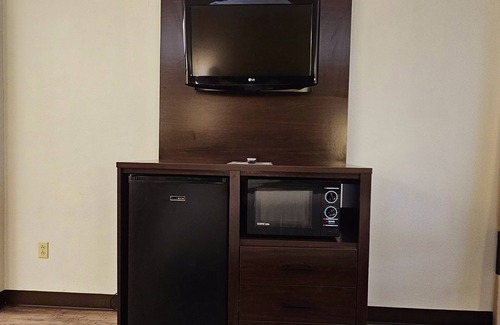Cahokia Hotel | Quality Inn & Suites near St. Louis and I-255
