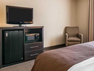 Niles Hotel | Quality Inn & Suites Niles