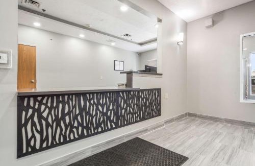 Chalco Hotel | Quality Inn & Suites Omaha Chalco