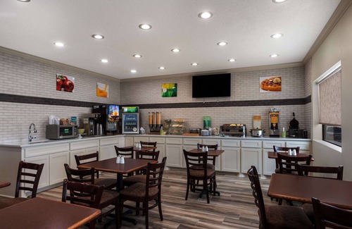 Pearl Hotel | Quality Inn & Suites Pearl - Jackson