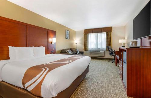 Stoughton Hotel | Quality Inn & Suites Stoughton - Madison South